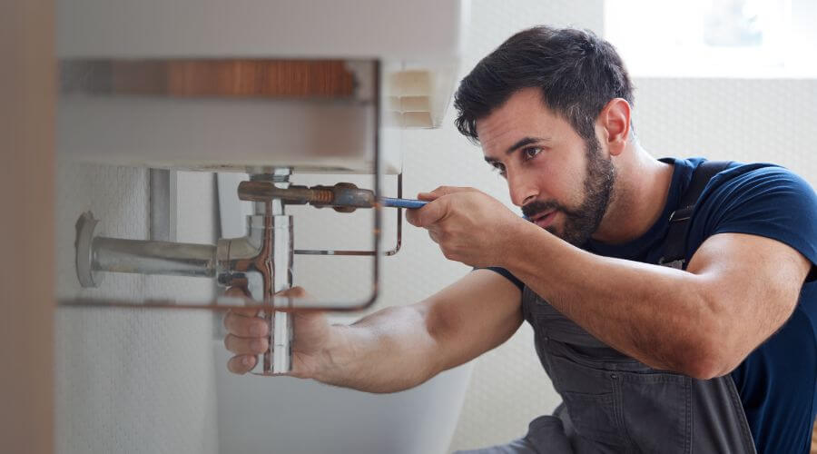 Professional water heater installation services in Roanoke, IL